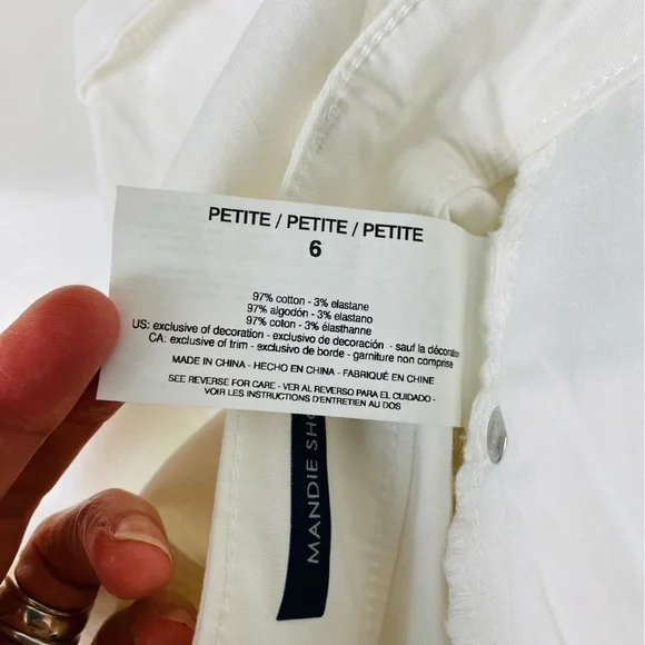 NWT Bandolino Women's Mandie Short, Size 6 P, Perfect Fit Shorts Stretch White - Picture 10 of 10